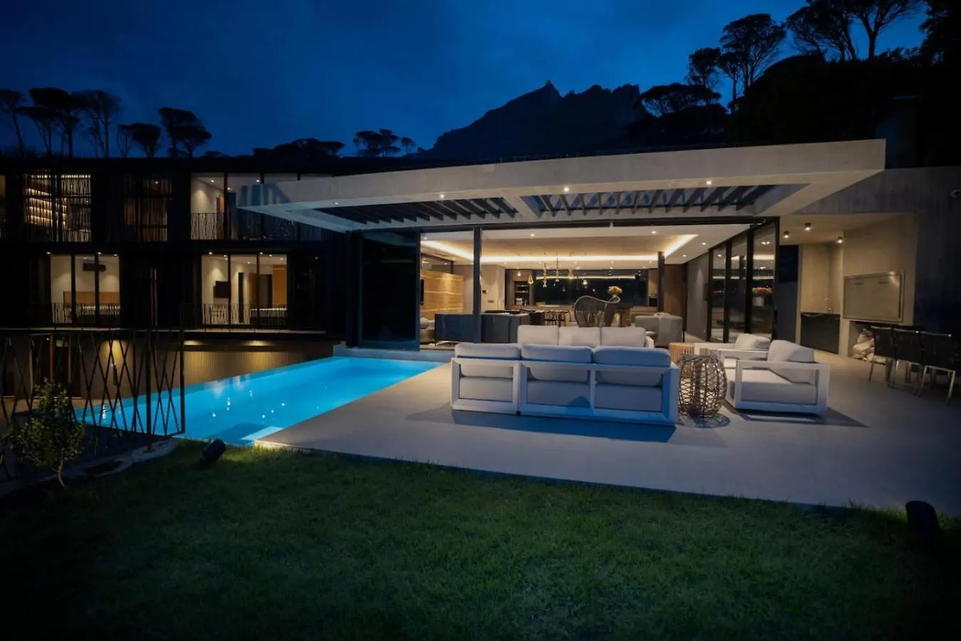 Tarentaal Kloof Villa In Higgovale Le Cap